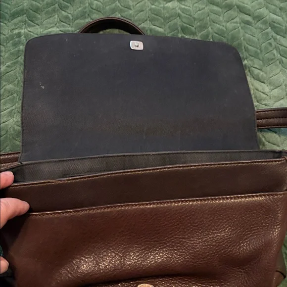Vintage Liz Claiborne Leather Crossbody Shoulder Bag Cognac Brown Snap Close - Picture 6 of 12